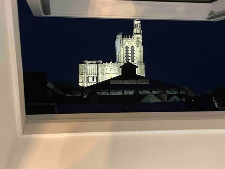 Le Bel Vue Daire Sens Dış mekan fotoğraf